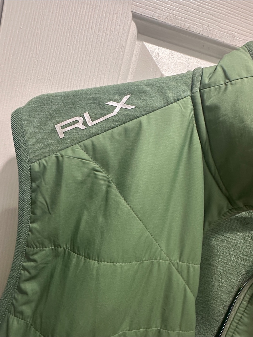 RLX Ralph Lauren Men's Quilted Green Vest - Picture 3 of 4